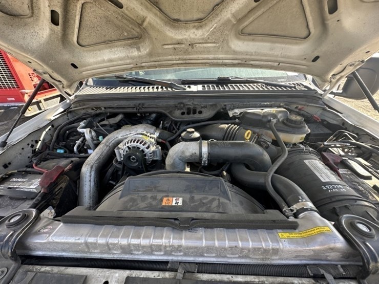 2006-ford-f350-xl-image-25