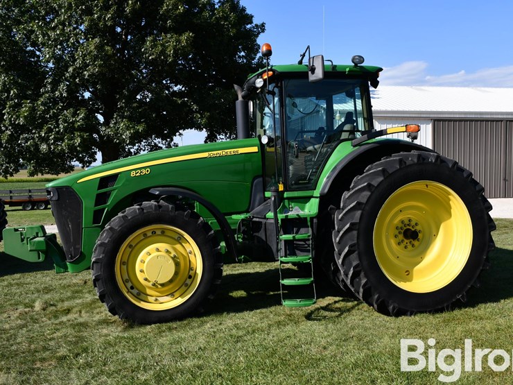 2008-john-deere-8230-image-8