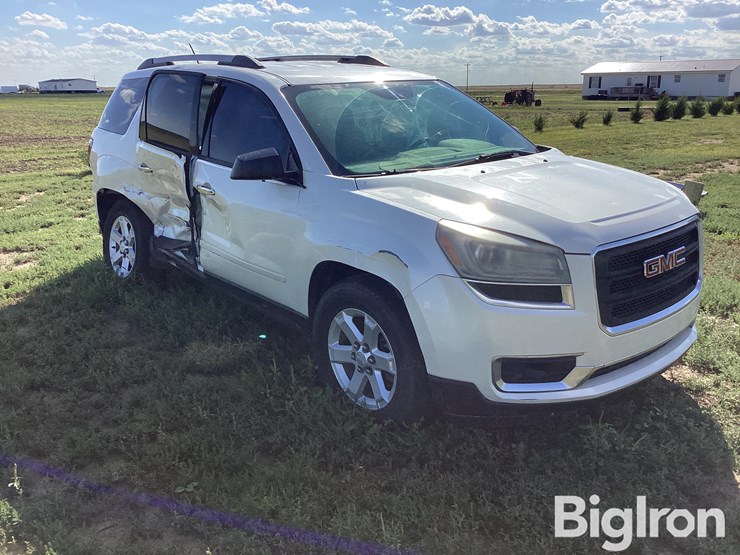 2013-gmc-acadia-image-3