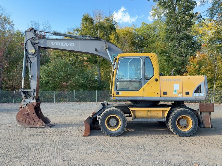 2005-volvo-ew180b-image-2