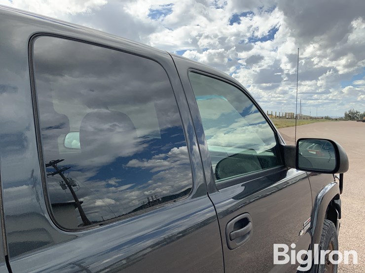 2005-chevrolet-silverado-3500-image-14