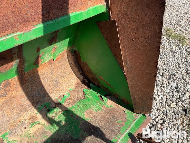 john-deere-7-image-18
