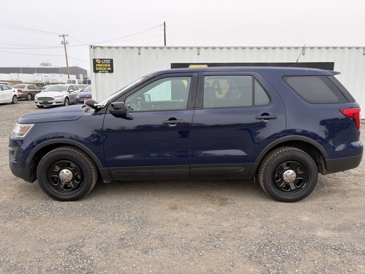 2017-ford-explorer-image-7