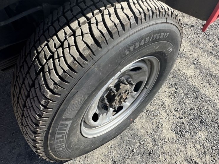2006-ford-f350-xl-image-12