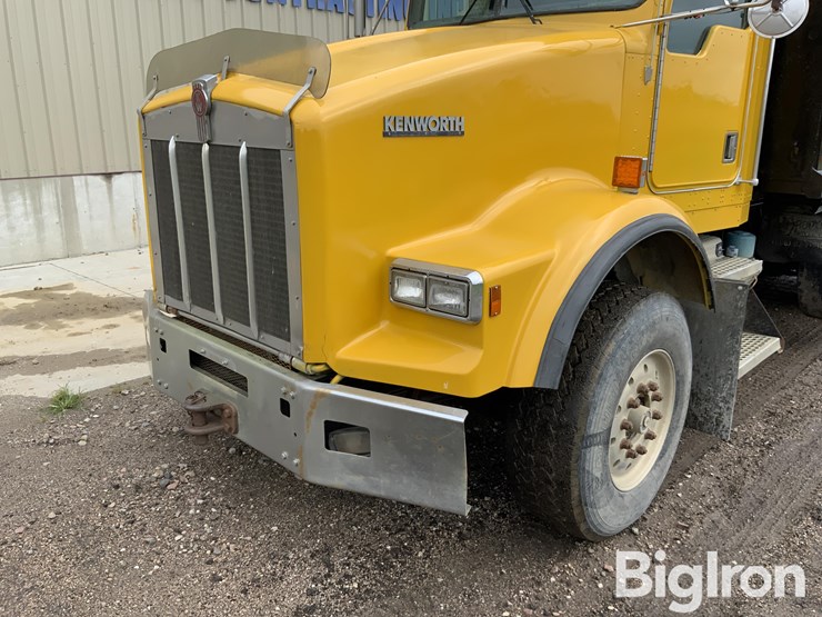 1999-kenworth-t800-image-10