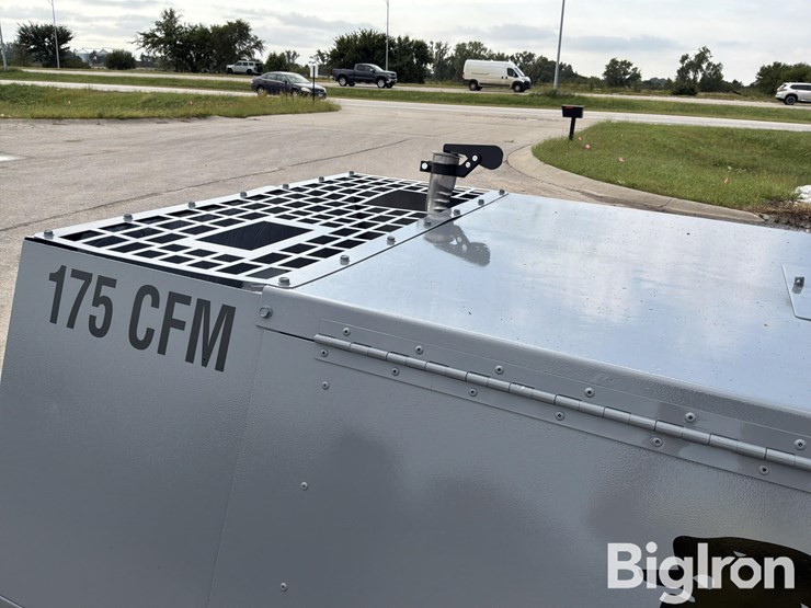 2002-john-deere-2-image-20
