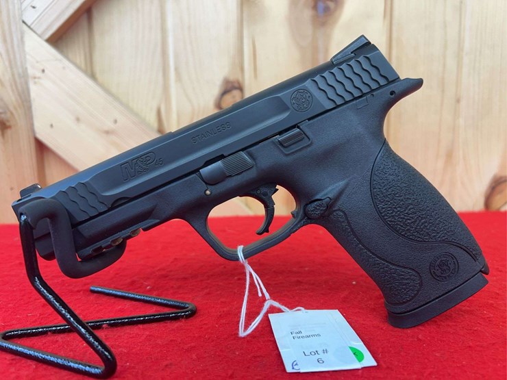 s&w-model-m&p-.45-acp-semiauto-pistol-image-2