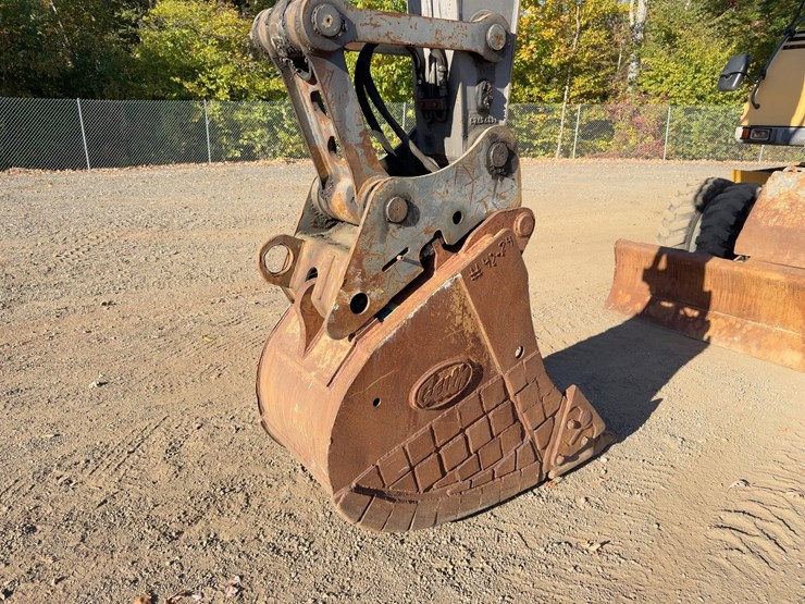 2005-volvo-ew180b-image-13