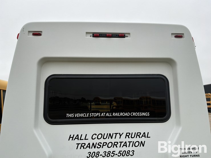 2014-ford-e450-image-14