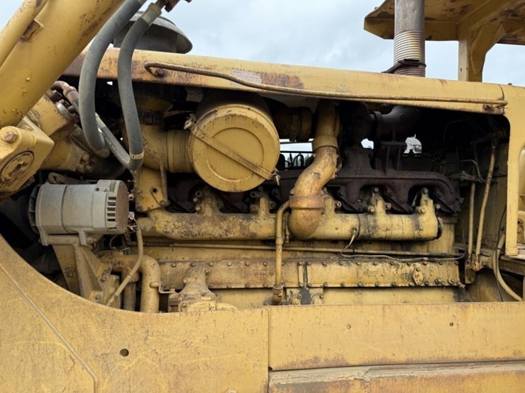 1972-caterpillar-d8h-image-22