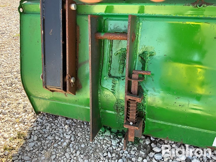 john-deere-7-image-9