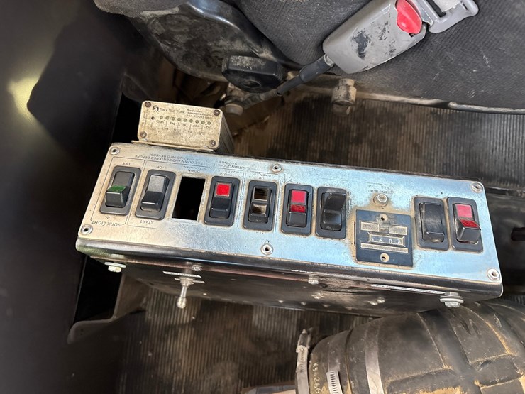 2007-kenworth-w900-image-57