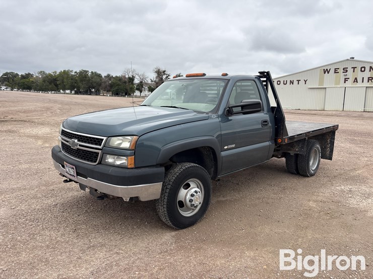 2007-chevrolet-3500-image-1