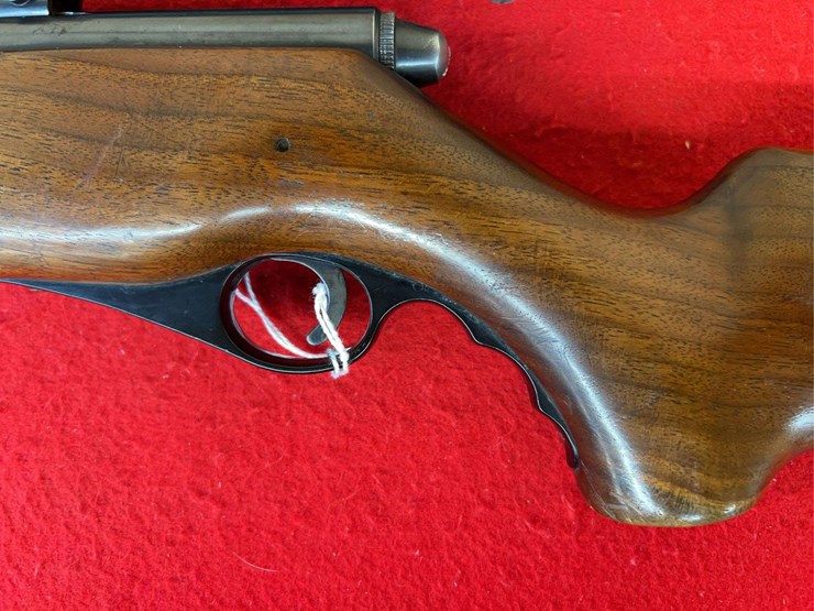 mossberg-model-151k-.22-lr-semiauto-rifle-image-8