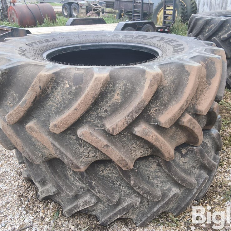 JOHN DEERE S780