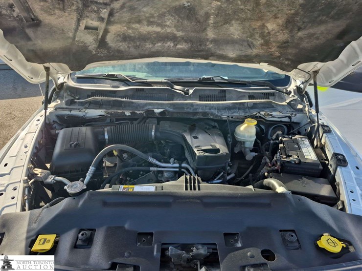 2017-dodge-1500-image-9