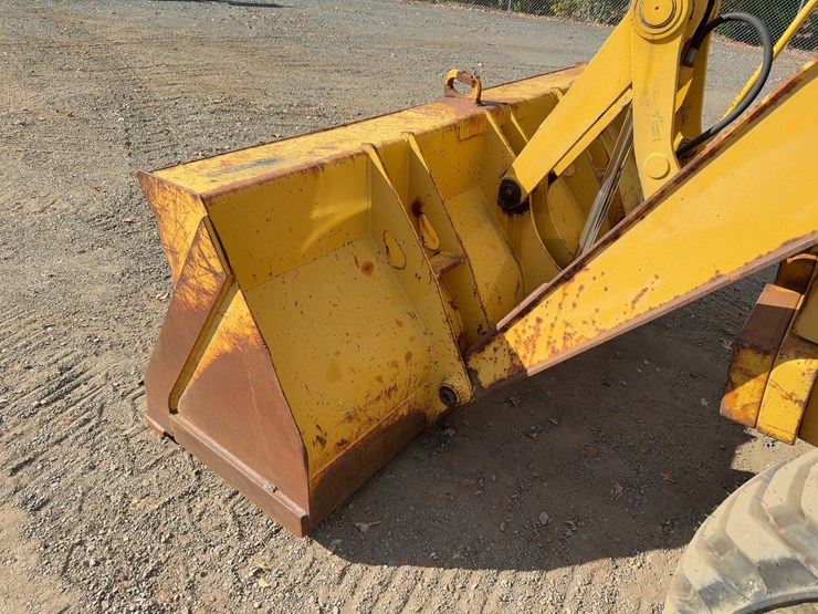2002-deere-410g-image-10