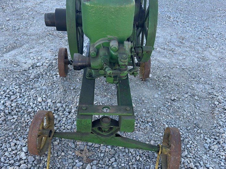john-deere-112-image-2