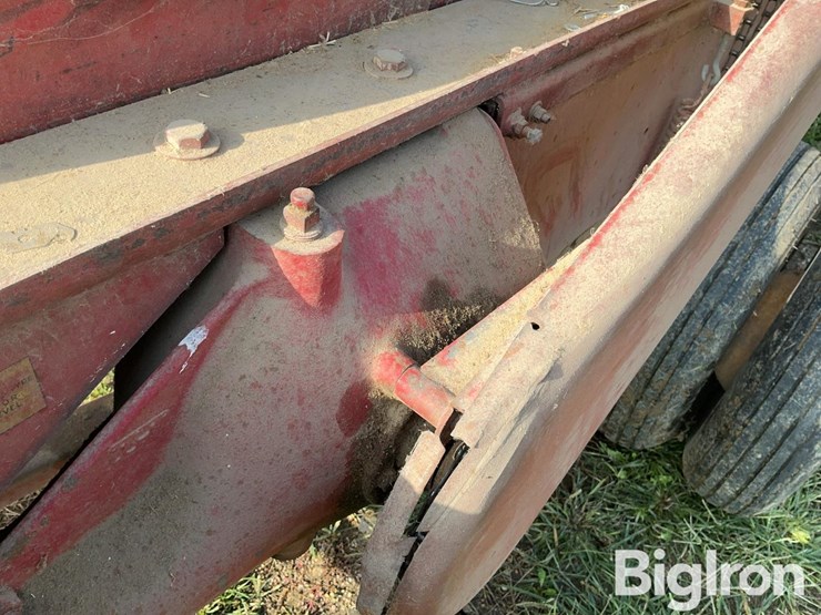 new-holland-68-image-15