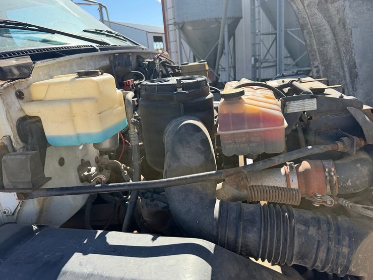 2001-caterpillar-3126-image-49