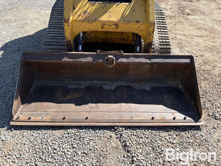 2005-caterpillar-277-image-10