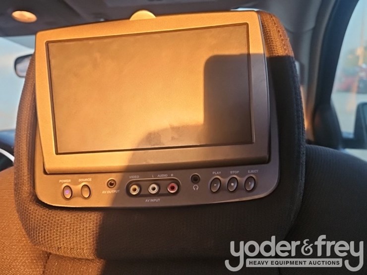 2009-chevrolet-traverse-image-34