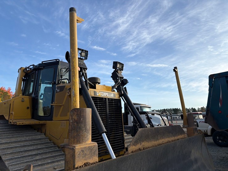 caterpillar-d6t-lgp-image-12