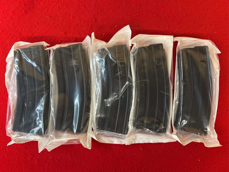 spike's-tactical-model-sl-15-.223-semiauto-rifle-image-23