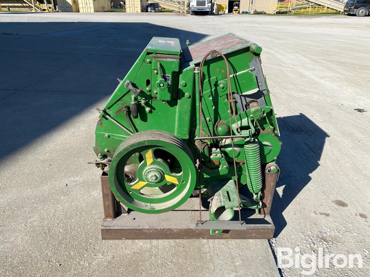 john-deere-5400-image-1