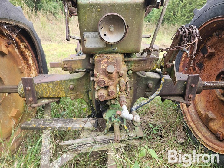 1950-john-deere-b-image-11