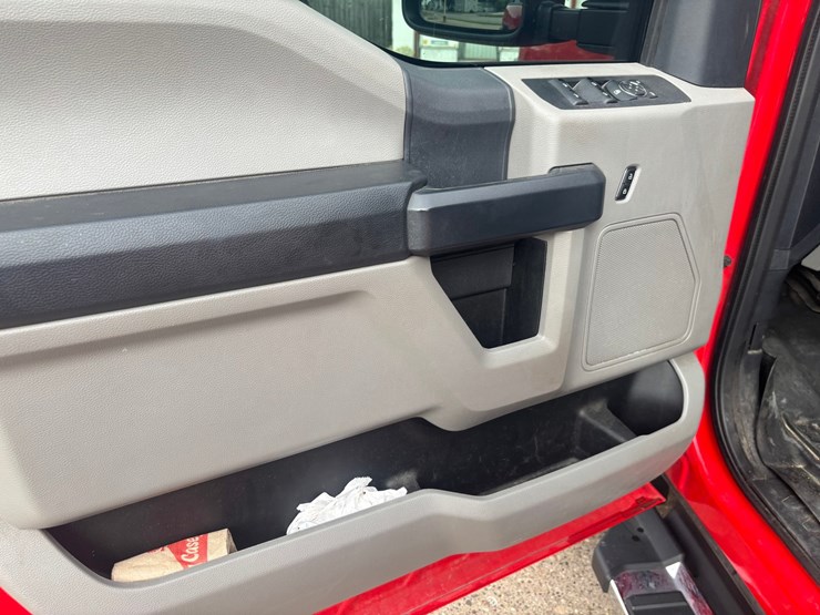 2022-ford-f250-image-45