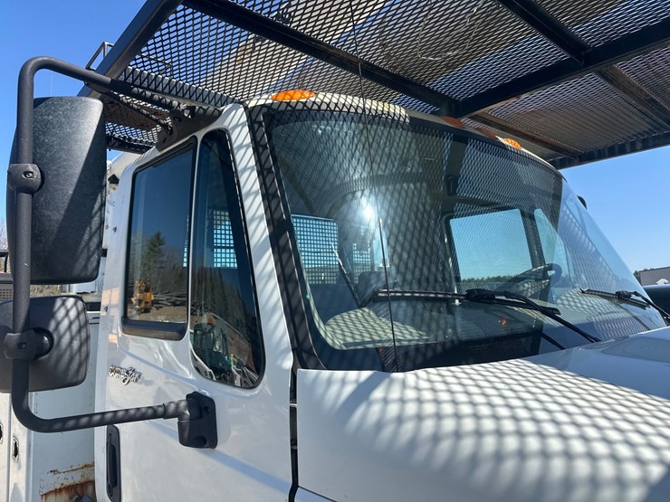 2009-international-durastar-4300-image-14
