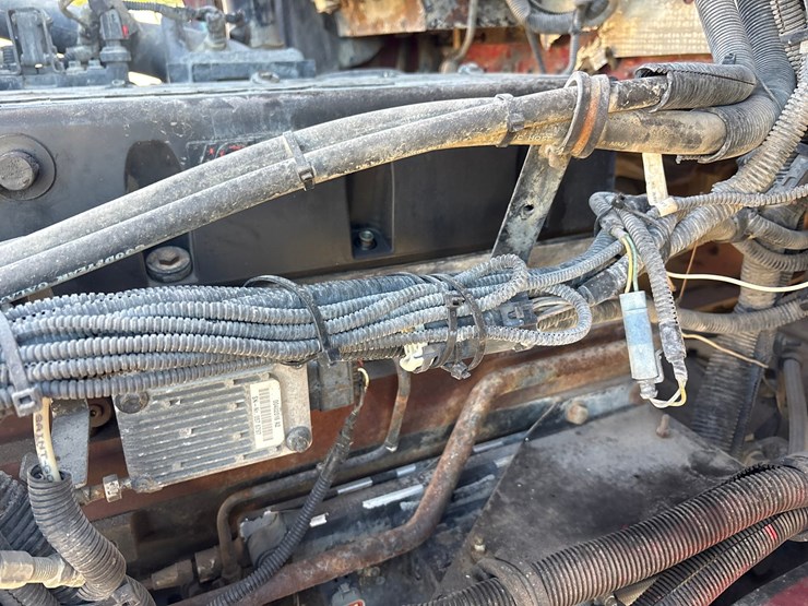 2007-kenworth-w900-image-34