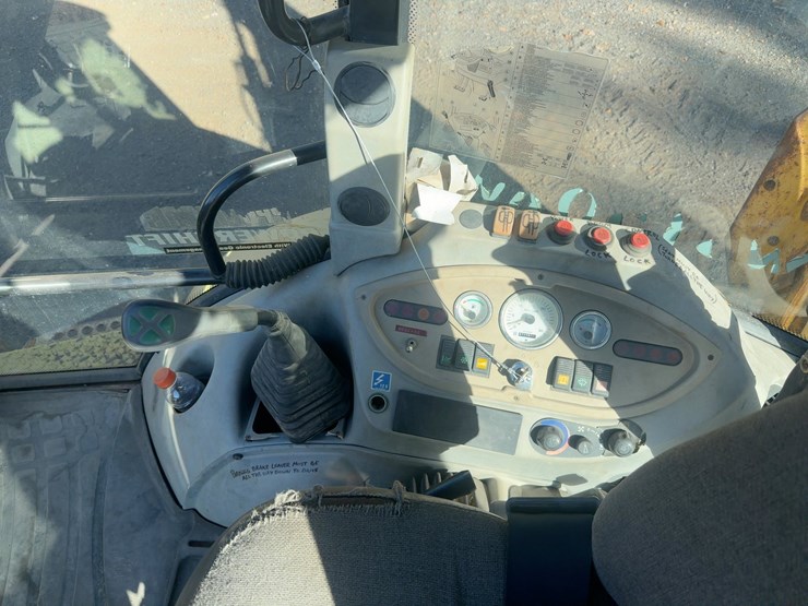 2005-komatsu-wb150aws-2-image-26
