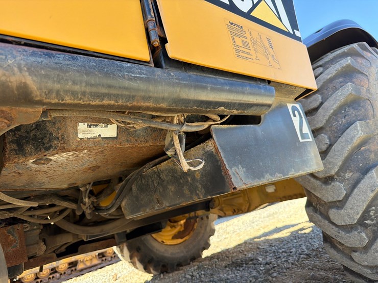 caterpillar-th360b-image-66