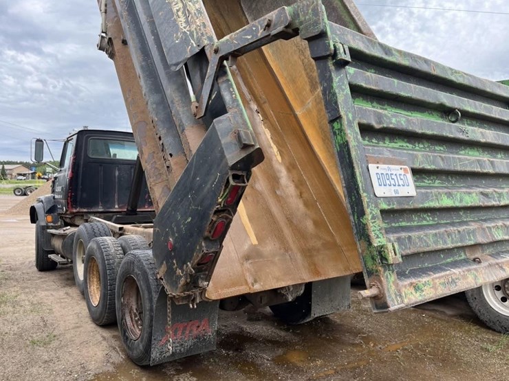 1996-ford-l9000-image-4