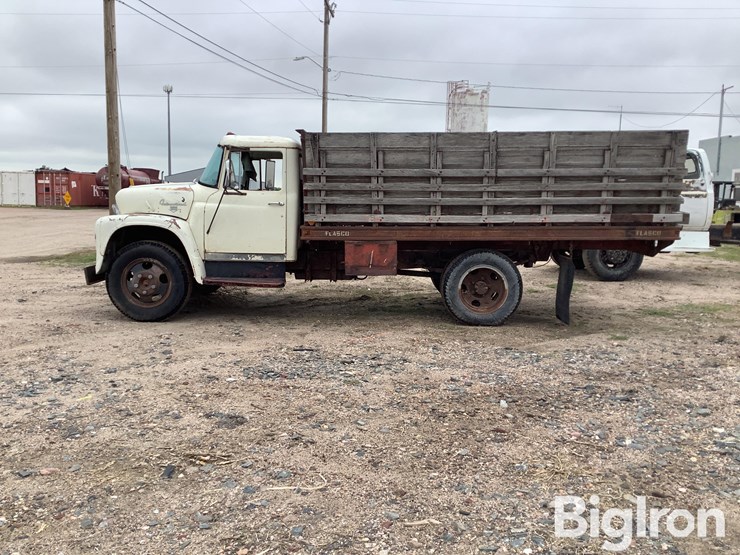 1964-international-loadstar-image-8