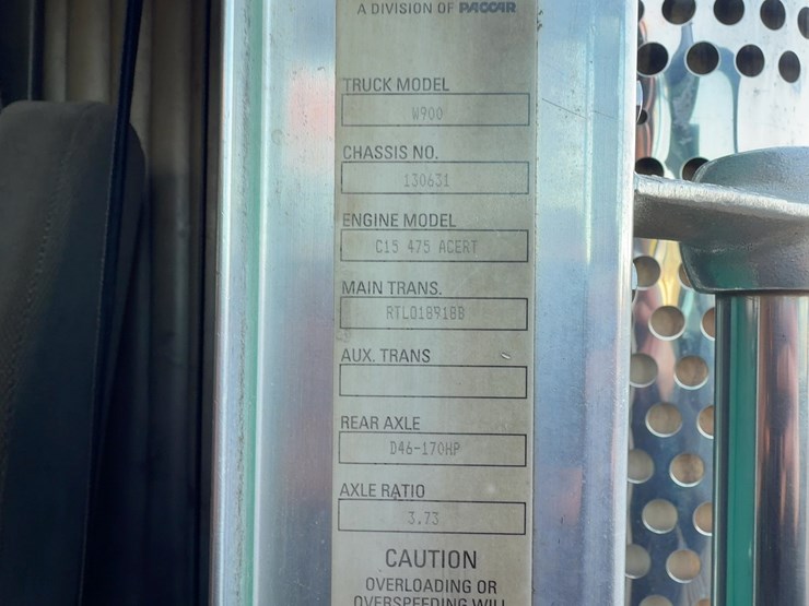 2006-kenworth-w900-image-36