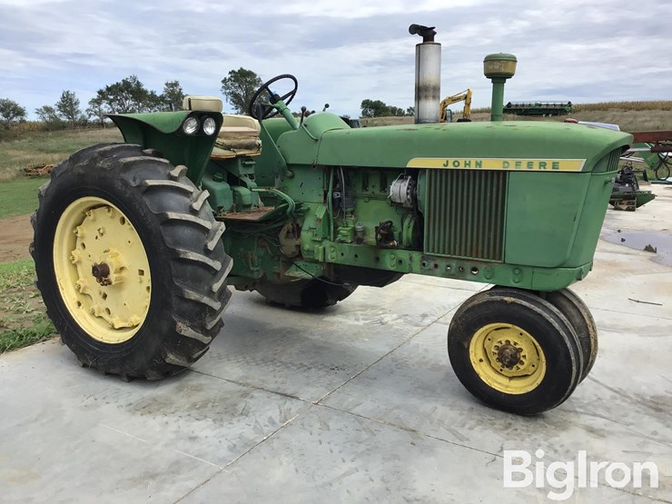 1966-john-deere-3020-image-3