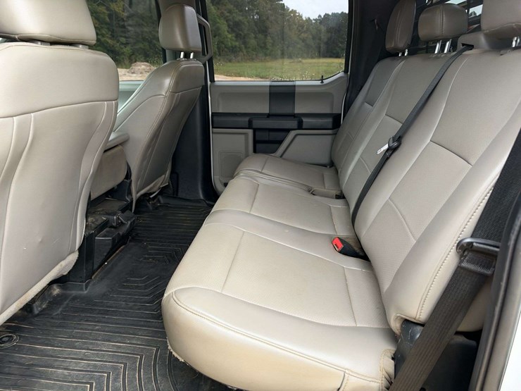 ford-f250-xl-image-14