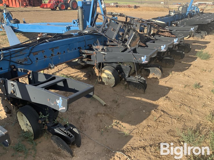 kinze-2700-image-12