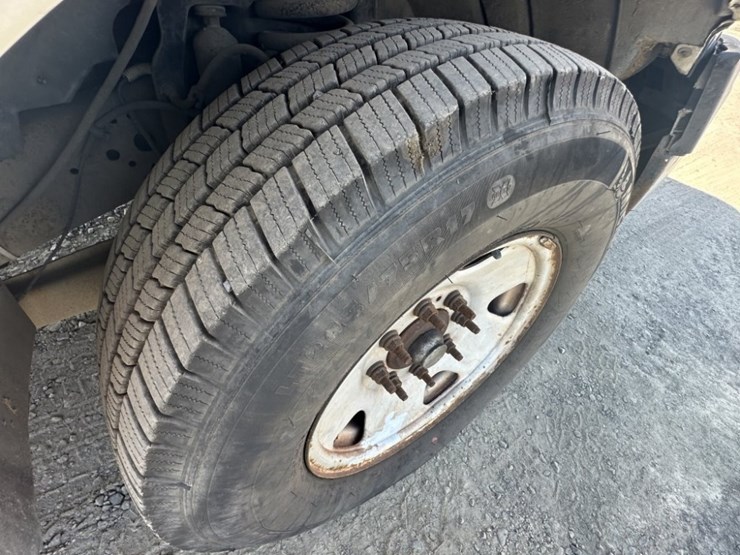 2005-ford-f250-xl-image-16