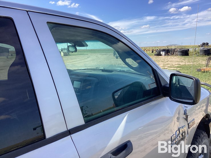 2018-ram-2500-hd-image-12