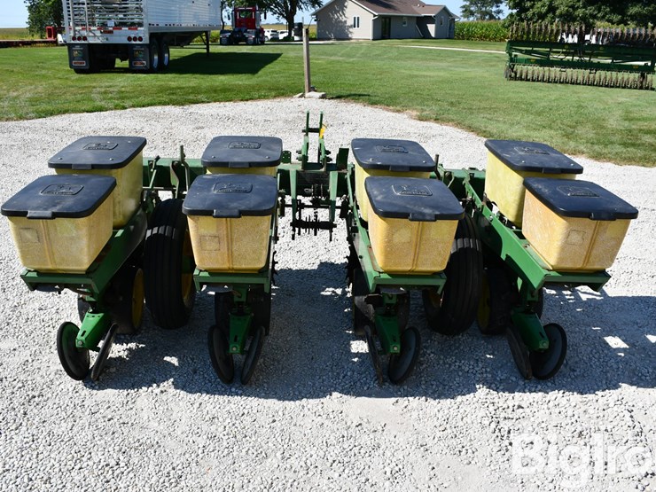 john-deere-7100-image-6
