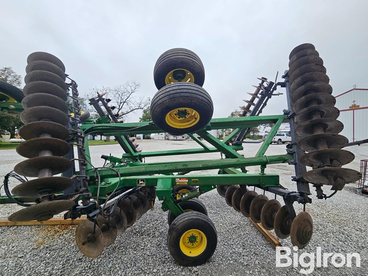 john-deere-630-image-8