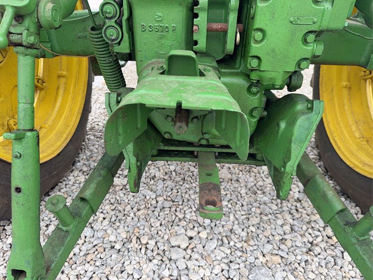 1957-john-deere-520-image-49