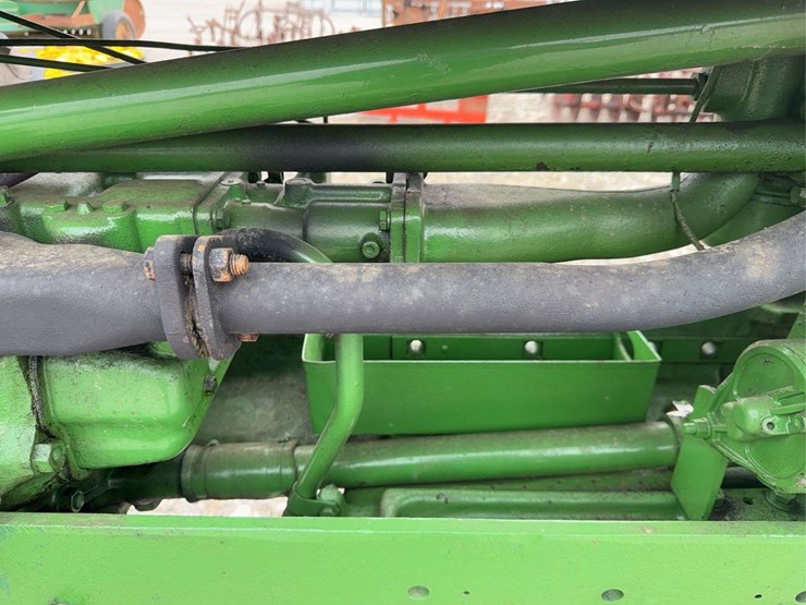 1957-john-deere-520-image-31