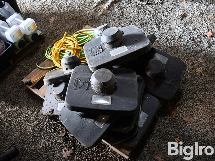 pallet-of-farm-support-image-7