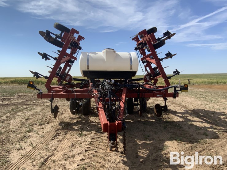 case-ih-5300-image-2