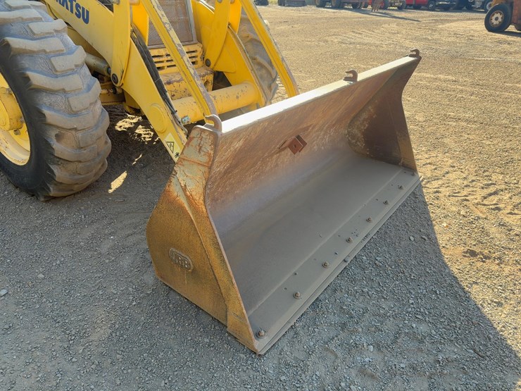 2005-komatsu-wb150aws-2-image-8